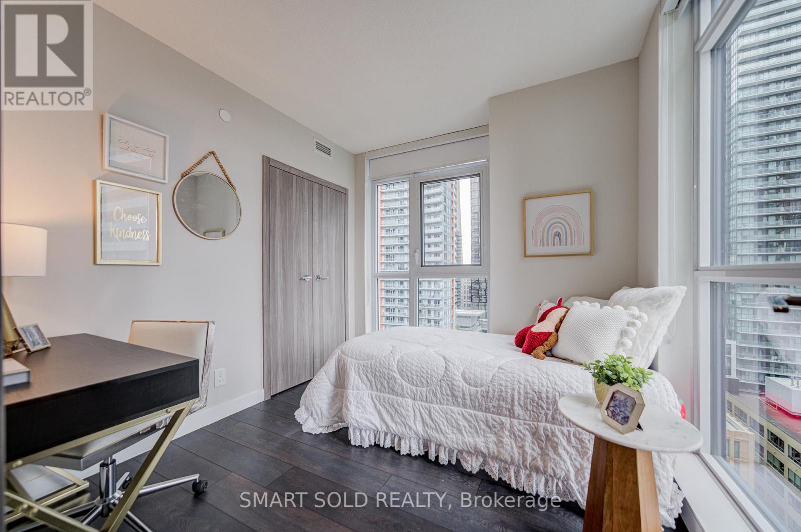 2507 - 38 Widmer Street, Toronto (waterfront Communities), Ontario