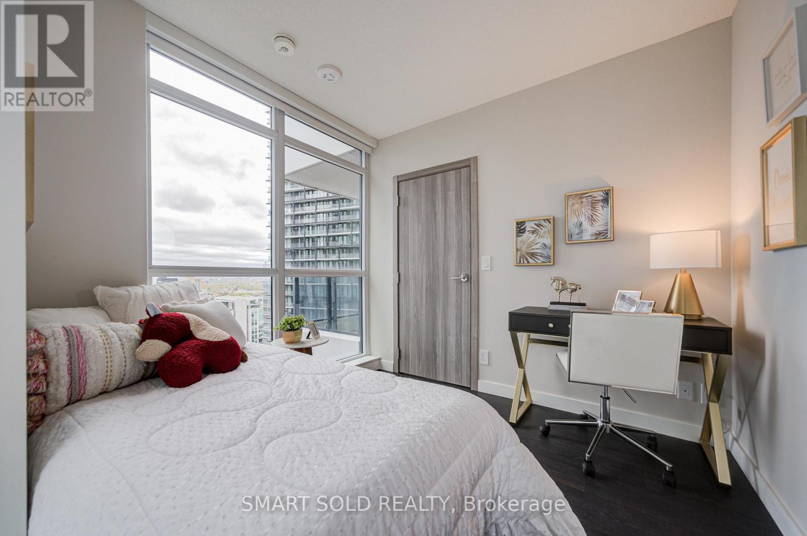 2507 - 38 Widmer Street, Toronto (waterfront Communities), Ontario