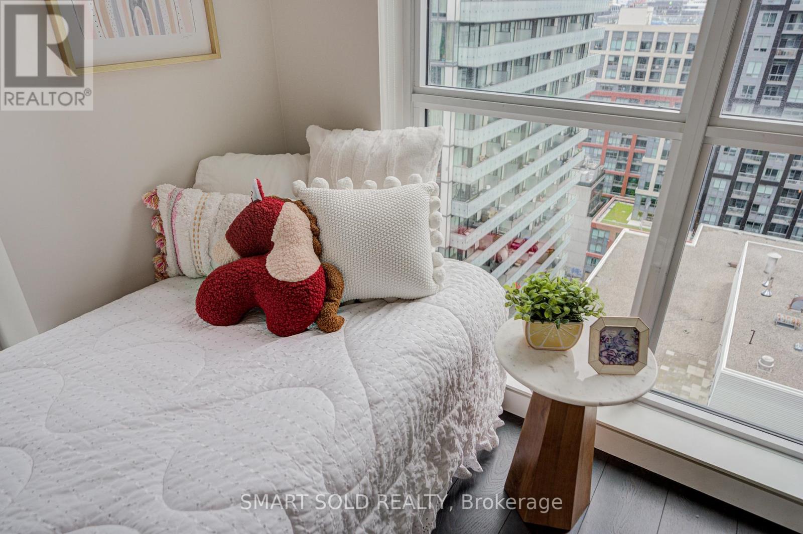 2507 - 38 Widmer Street, Toronto (waterfront Communities), Ontario