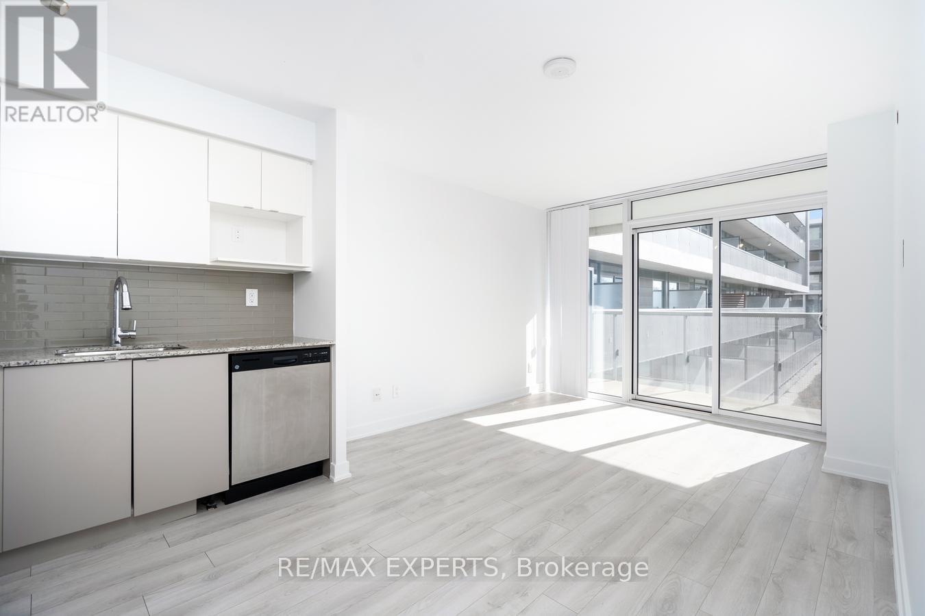 416 - 160 Flemington Road, Toronto (yorkdale-glen Park), Ontario