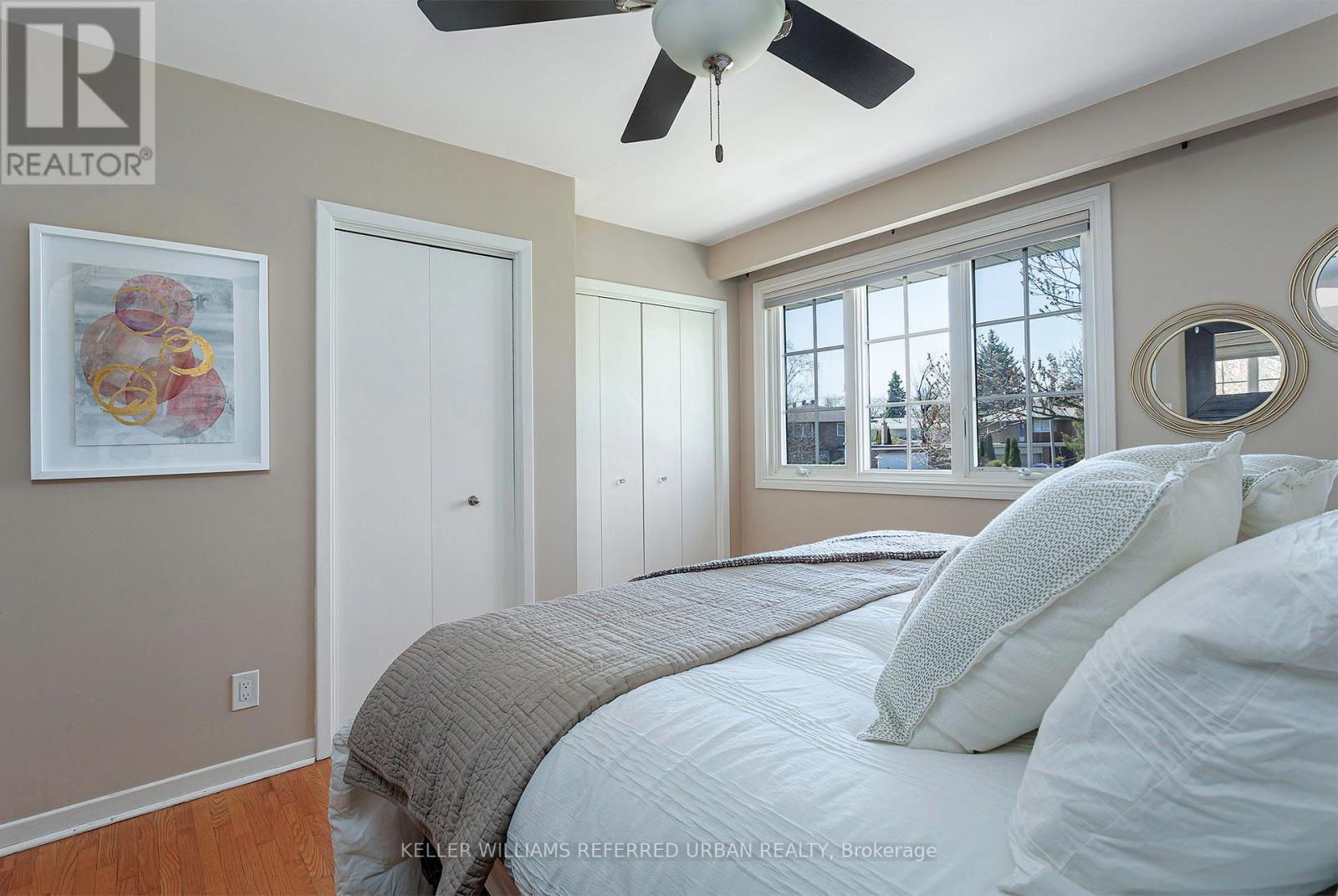 8 Markwood Crescent, Toronto (markland Wood), Ontario