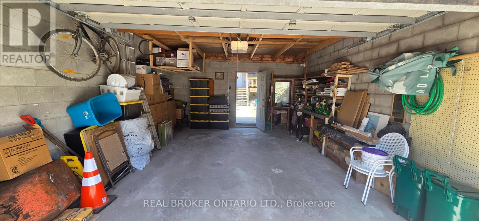 17 Howard Park Avenue, Toronto (roncesvalles), Ontario