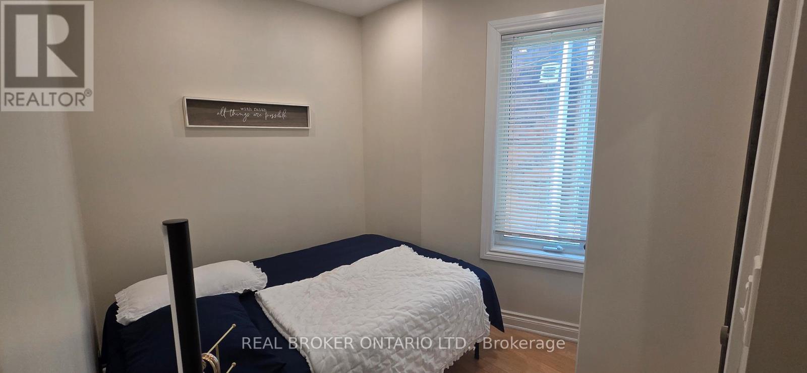 17 Howard Park Avenue, Toronto (roncesvalles), Ontario