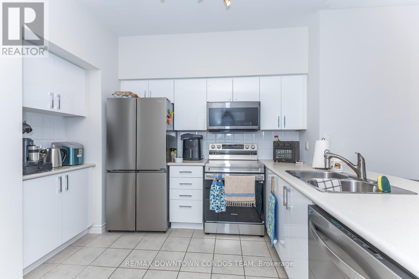 404 - 410 Queens Quay W, Toronto (waterfront Communities), Ontario