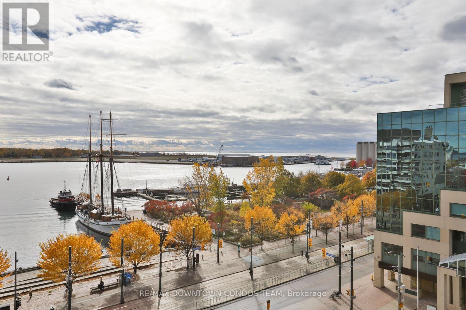 404 - 410 Queens Quay W, Toronto (waterfront Communities), Ontario
