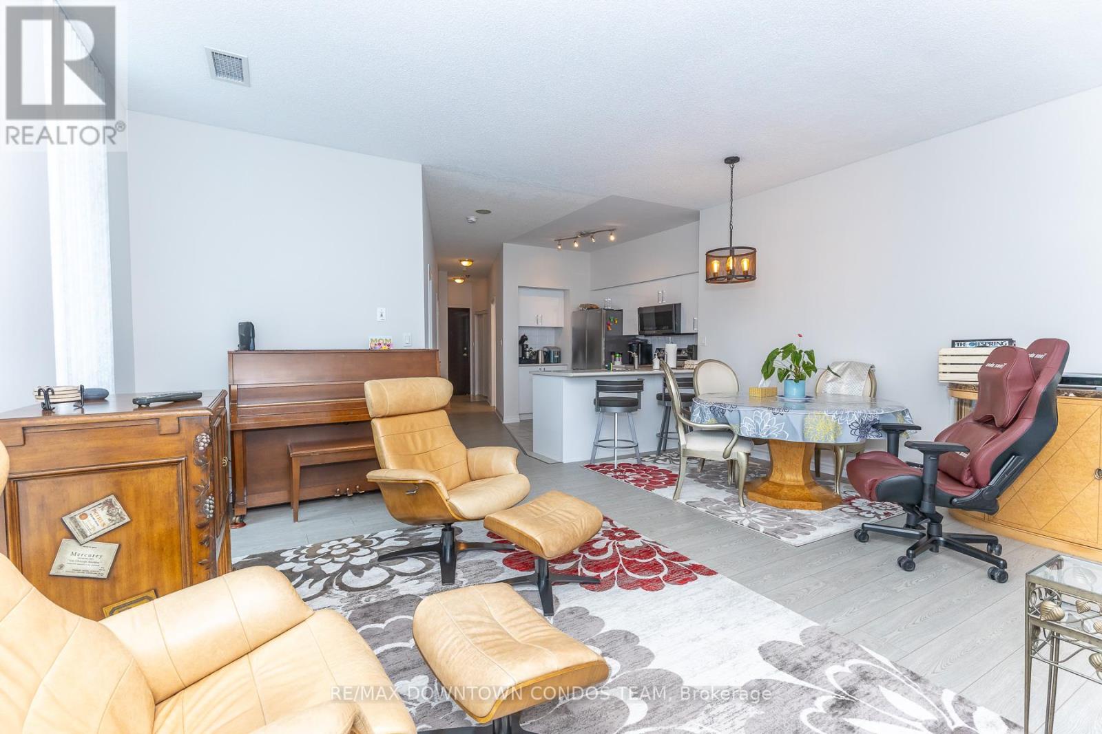 404 - 410 Queens Quay W, Toronto (waterfront Communities), Ontario
