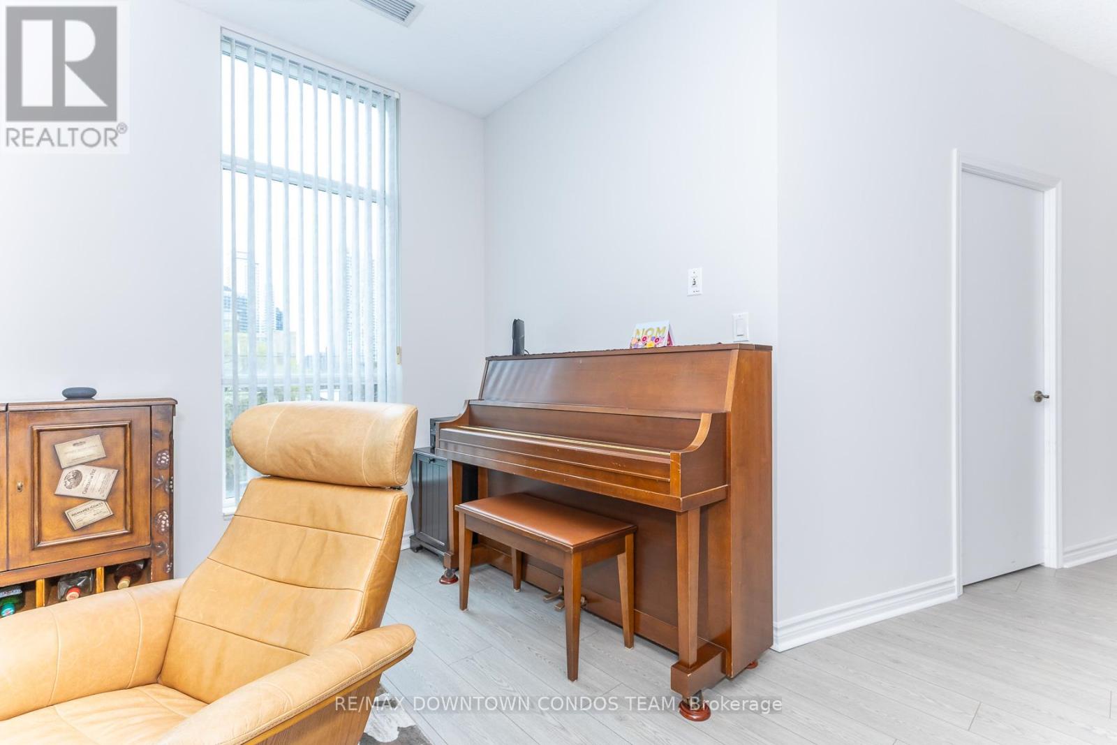 404 - 410 Queens Quay W, Toronto (waterfront Communities), Ontario