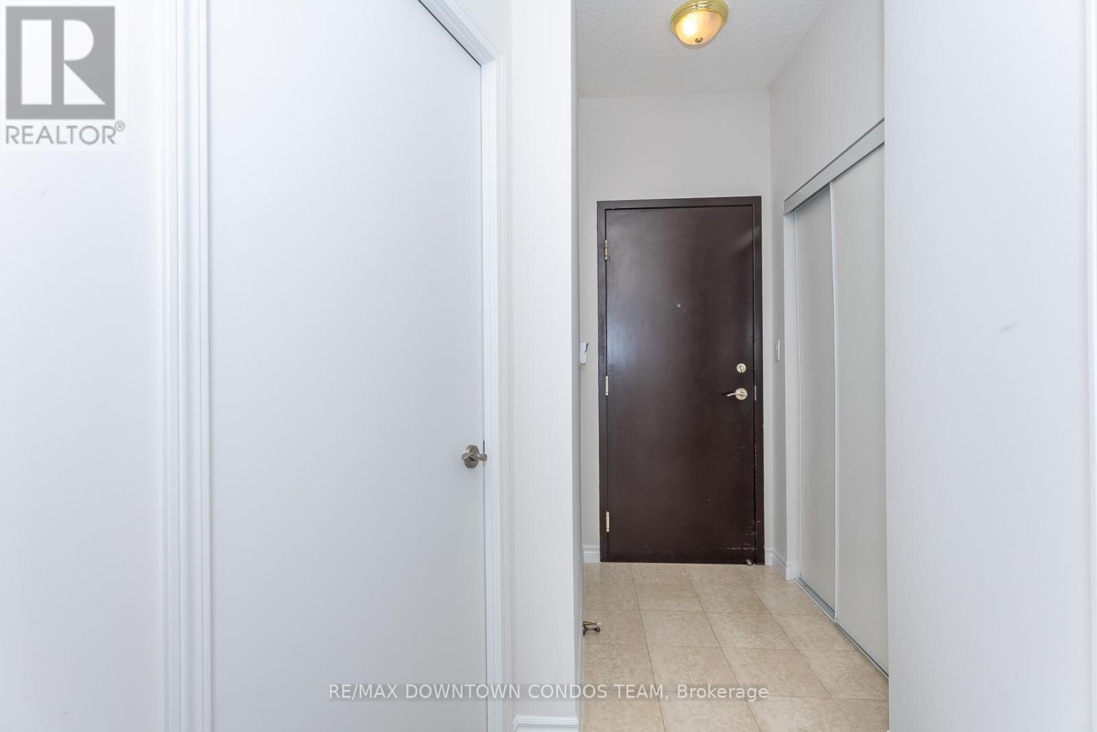 404 - 410 Queens Quay W, Toronto (waterfront Communities), Ontario