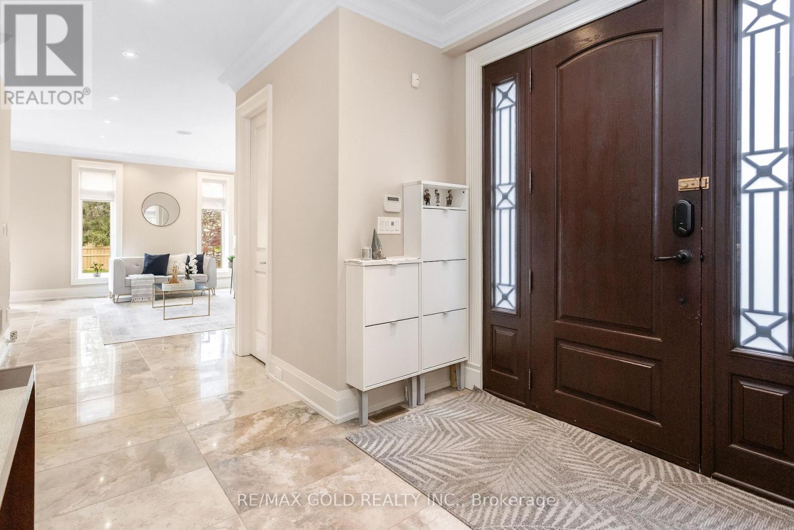 1 Lissom Crescent, Toronto (newtonbrook West), Ontario