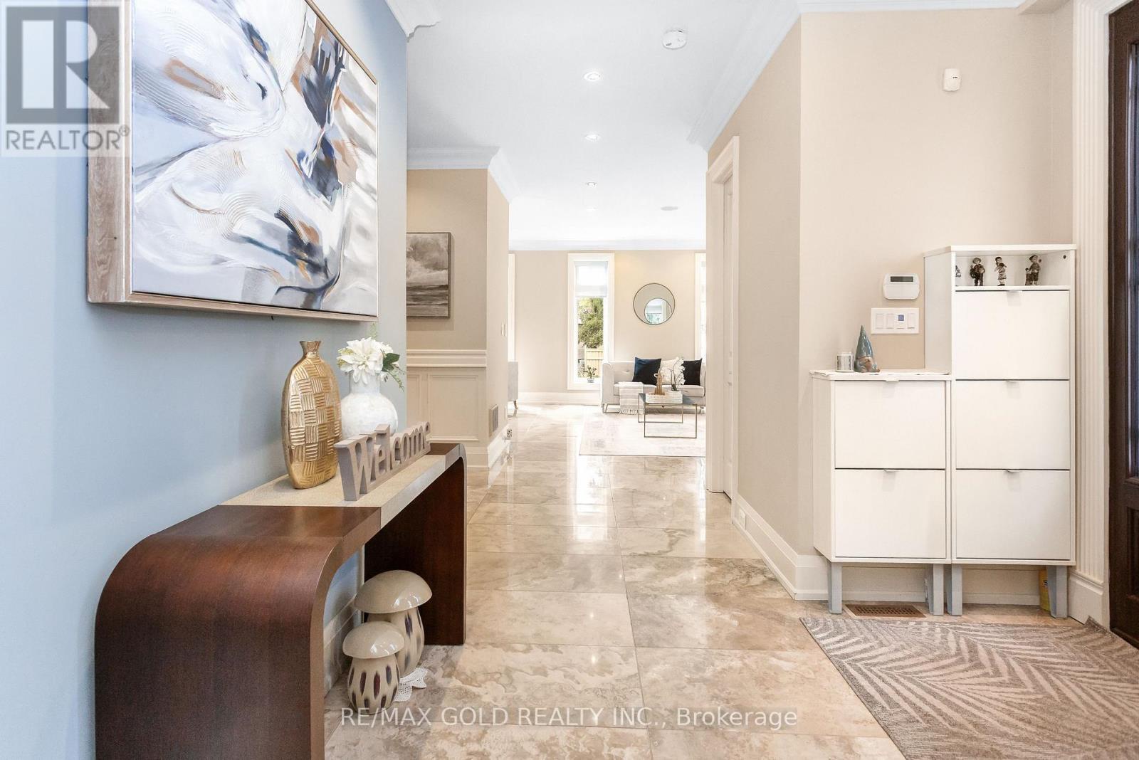 1 Lissom Crescent, Toronto (newtonbrook West), Ontario