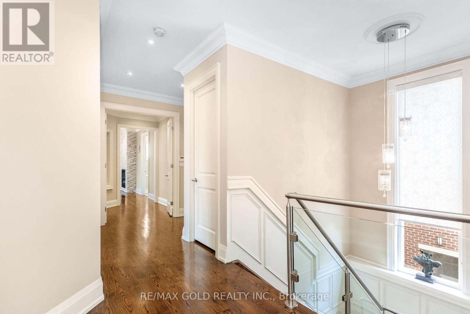 1 Lissom Crescent, Toronto (newtonbrook West), Ontario