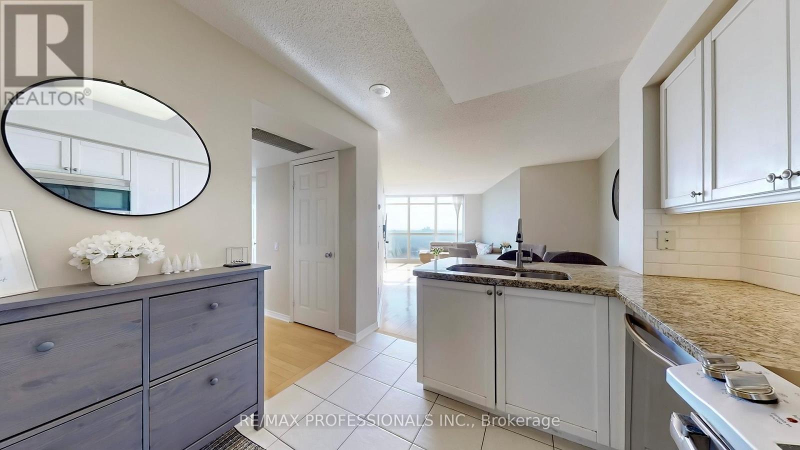 2705 - 30 Harrison Garden Boulevard, Toronto (willowdale East), Ontario