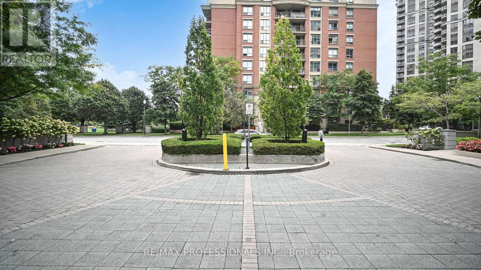 2705 - 30 Harrison Garden Boulevard, Toronto (willowdale East), Ontario