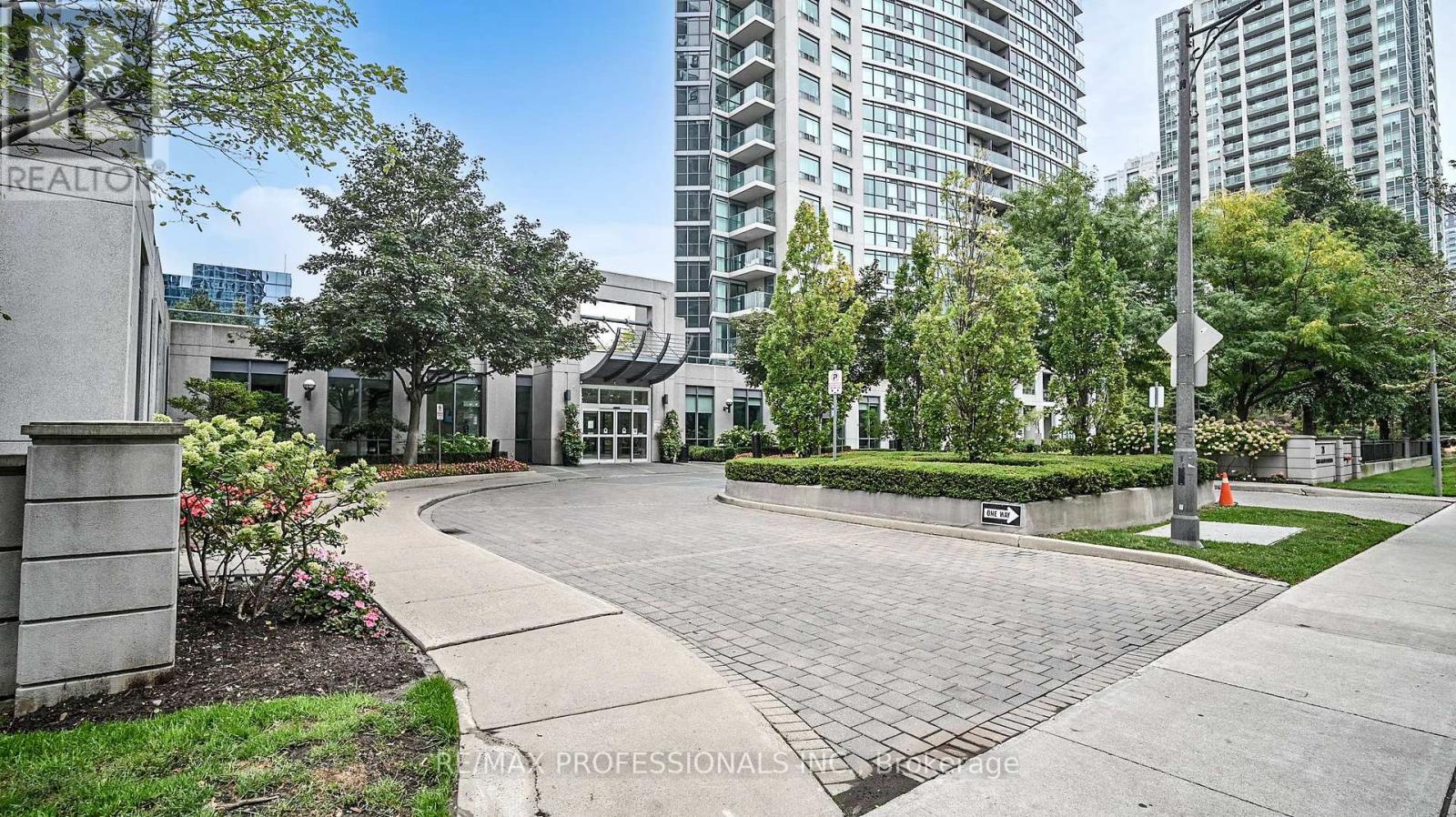 2705 - 30 Harrison Garden Boulevard, Toronto (willowdale East), Ontario
