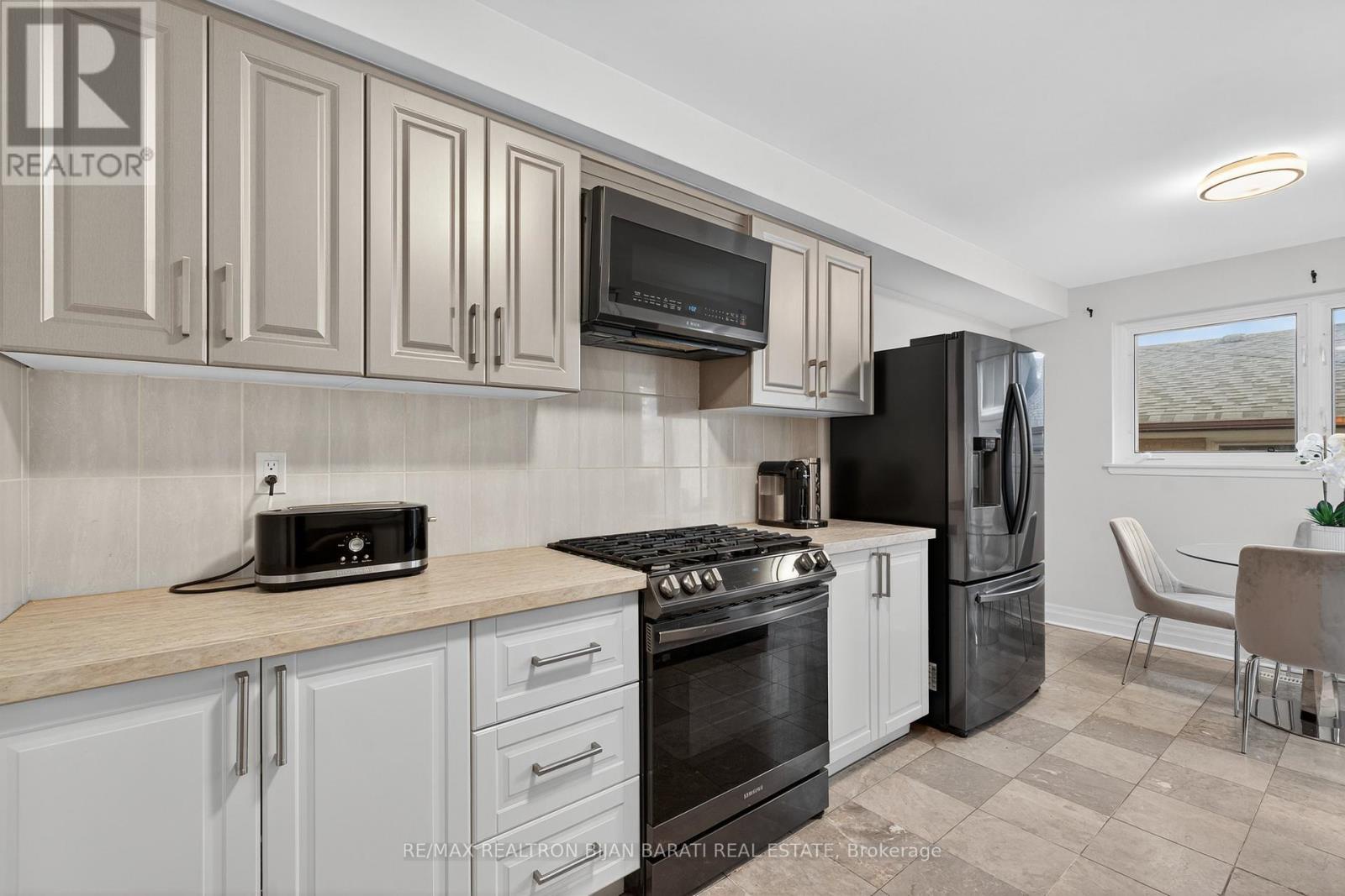 603 Cummer Avenue, Toronto (bayview Woods-steeles), Ontario