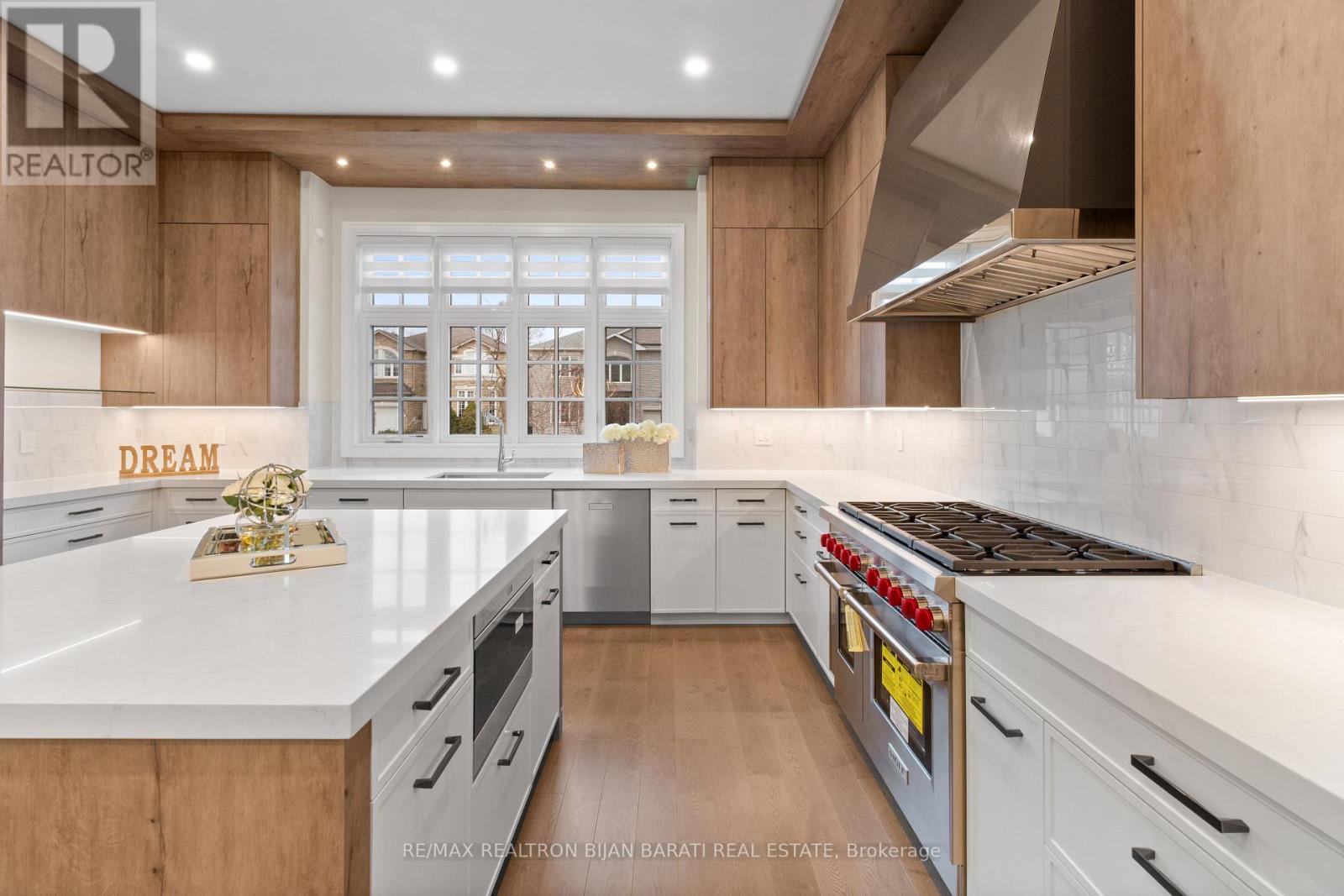 29 Ballyconnor Court, Toronto (bayview Woods-steeles), Ontario