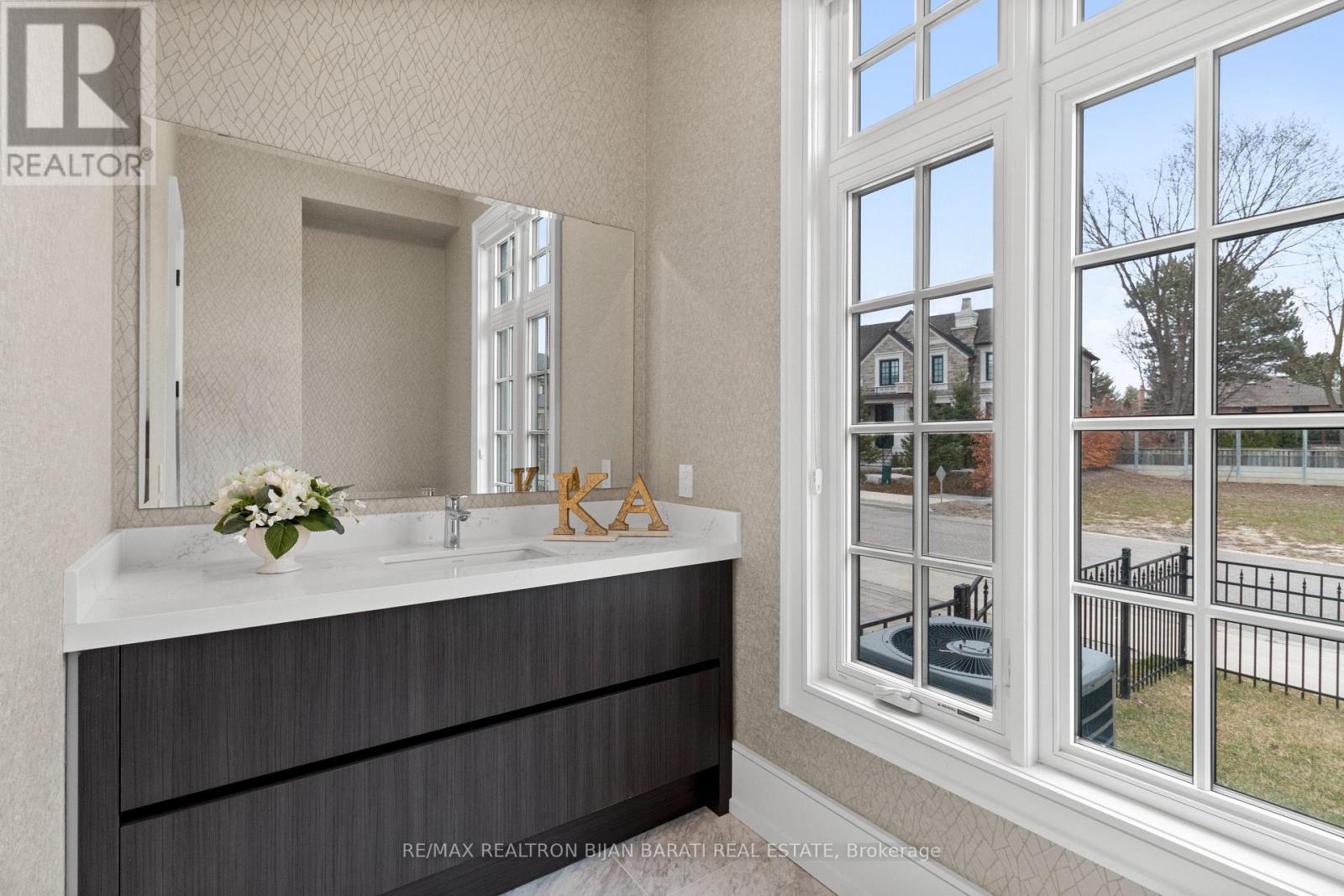 29 Ballyconnor Court, Toronto (bayview Woods-steeles), Ontario
