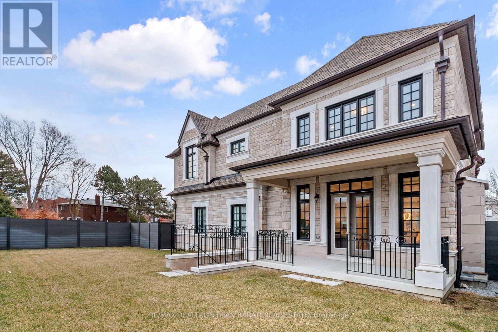 29 Ballyconnor Court, Toronto (bayview Woods-steeles), Ontario