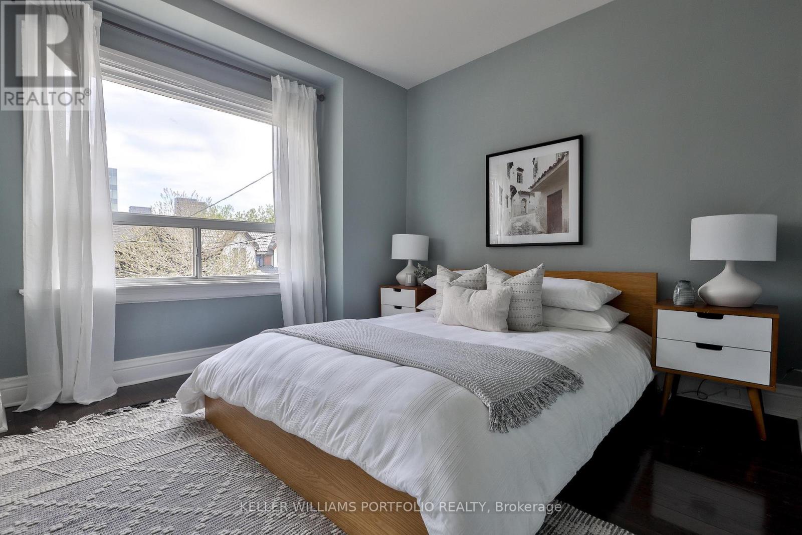 64 Campbell Avenue, Toronto (dovercourt-wallace Emerson-junction), Ontario