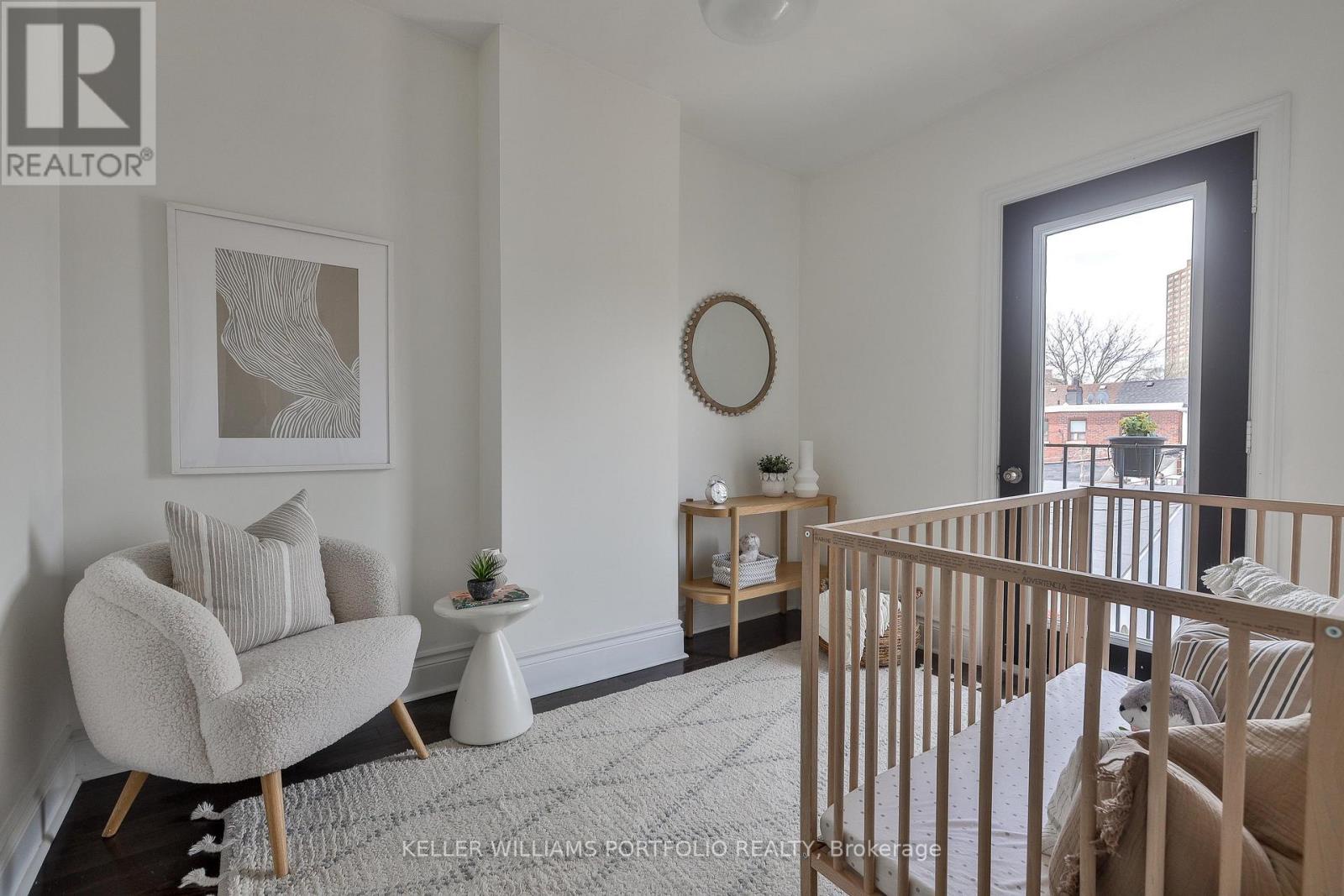 64 Campbell Avenue, Toronto (dovercourt-wallace Emerson-junction), Ontario