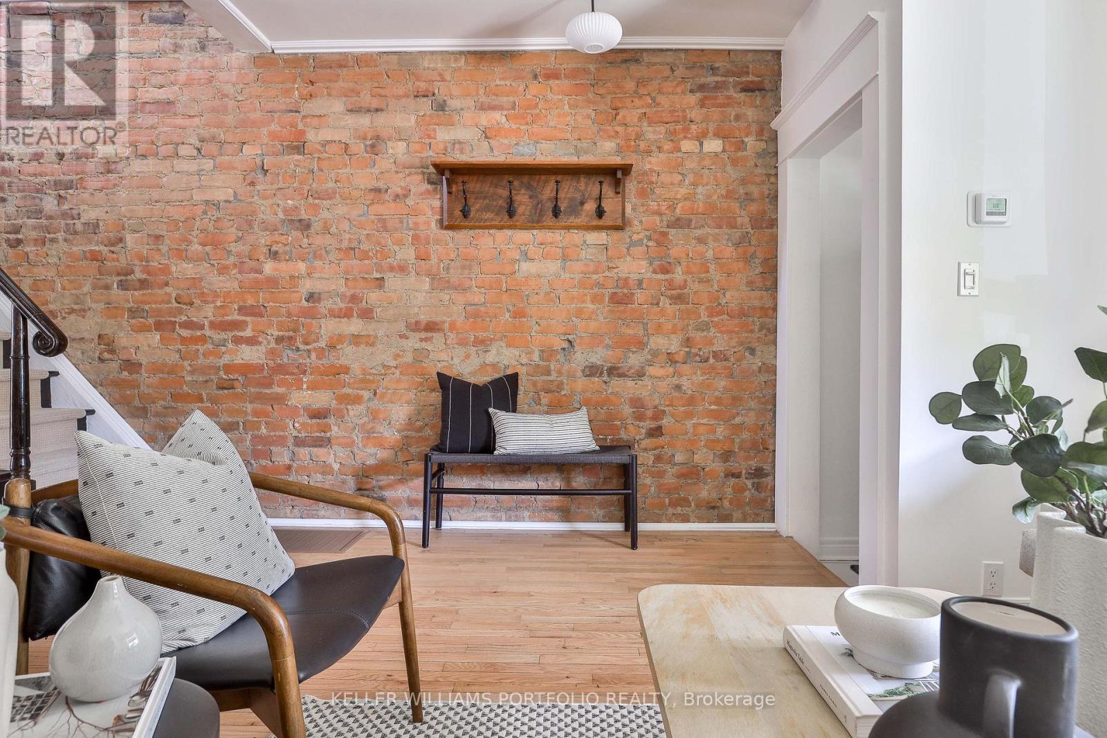 64 Campbell Avenue, Toronto (dovercourt-wallace Emerson-junction), Ontario