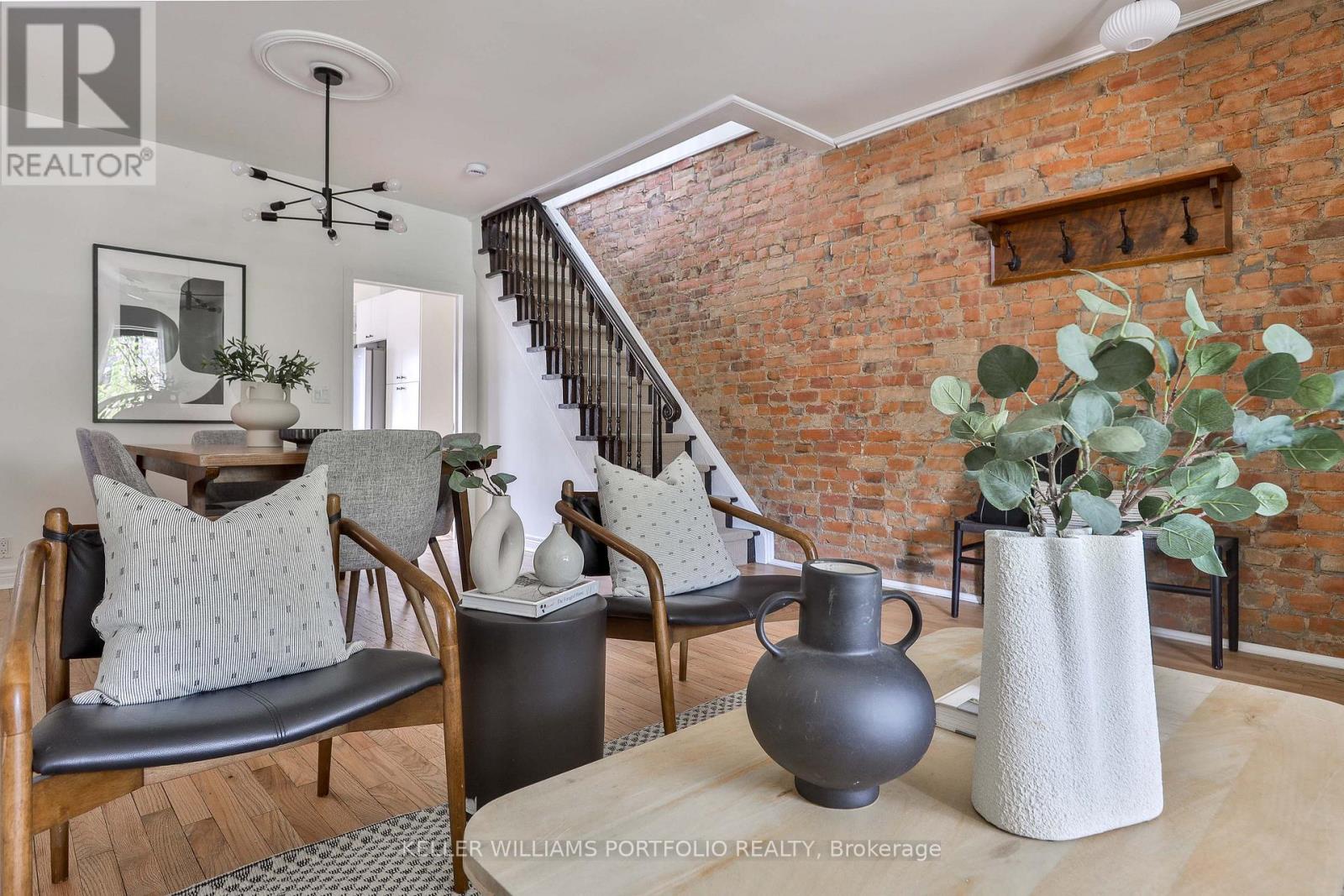 64 Campbell Avenue, Toronto (dovercourt-wallace Emerson-junction), Ontario