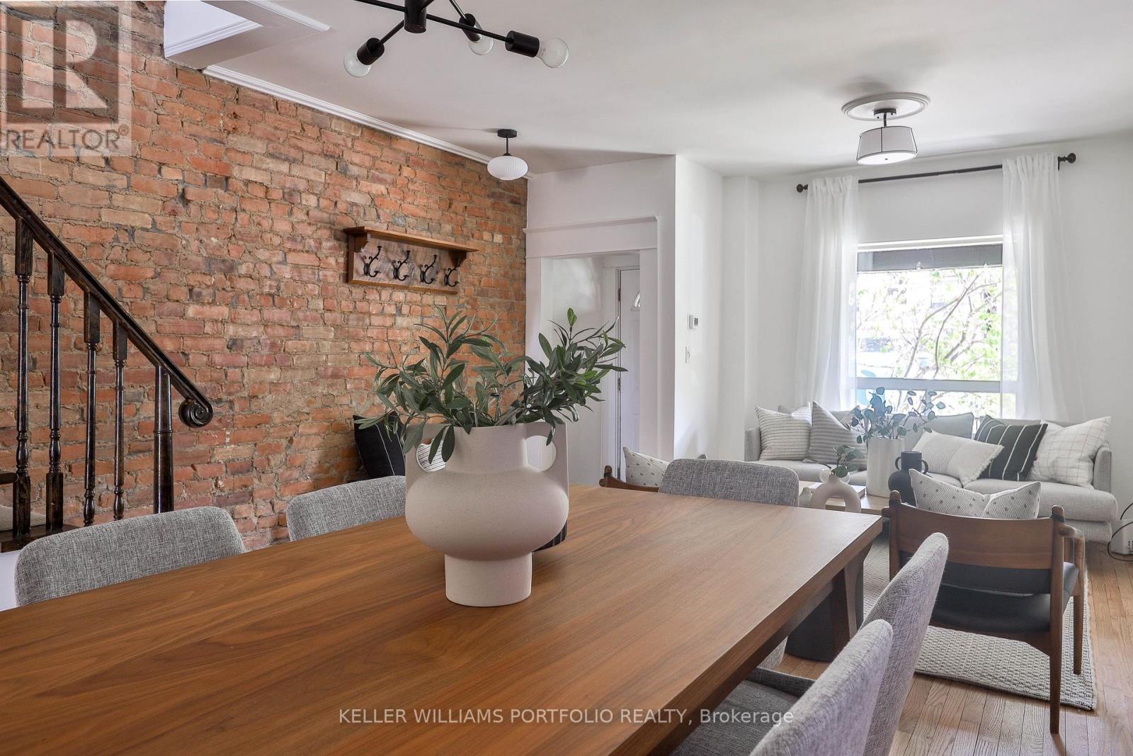 64 Campbell Avenue, Toronto (dovercourt-wallace Emerson-junction), Ontario