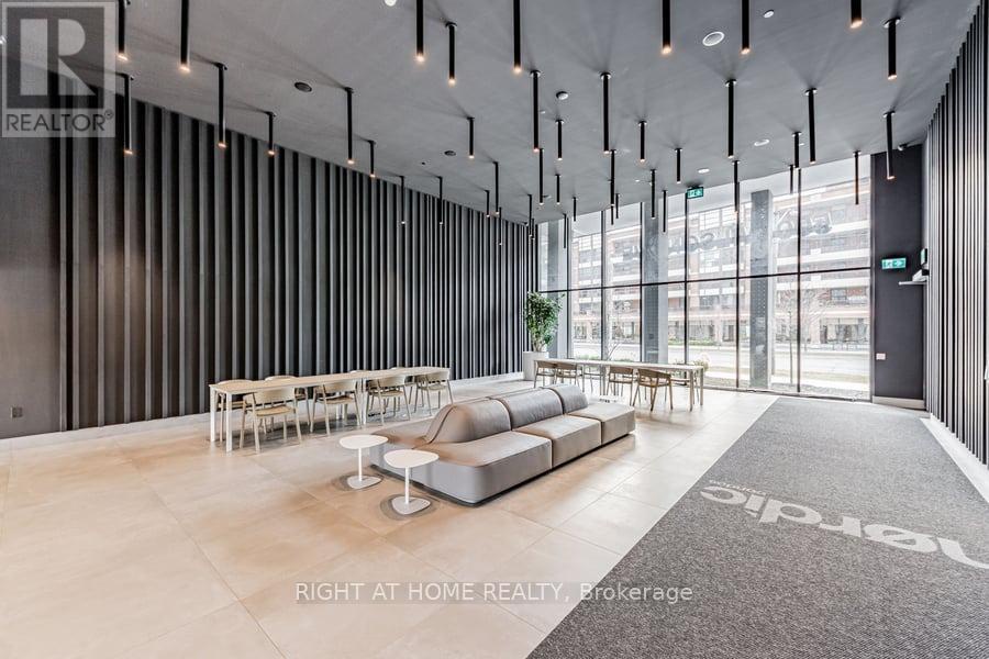 423 - 500 Wilson Avenue, Toronto (clanton Park), Ontario