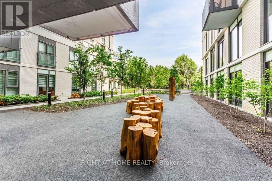 423 - 500 Wilson Avenue, Toronto (clanton Park), Ontario