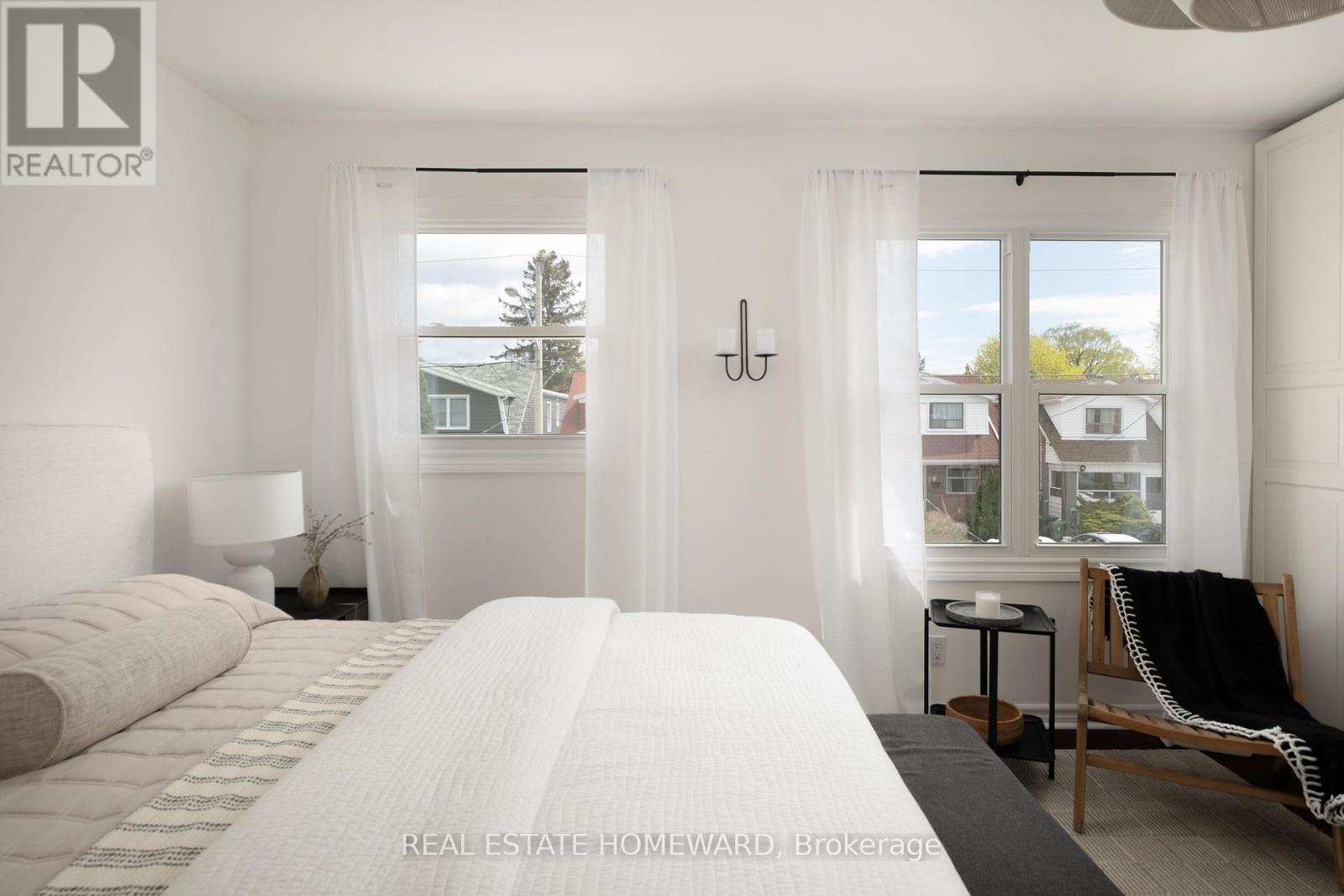 22 Kimbourne Avenue, Toronto (danforth Village-east York), Ontario