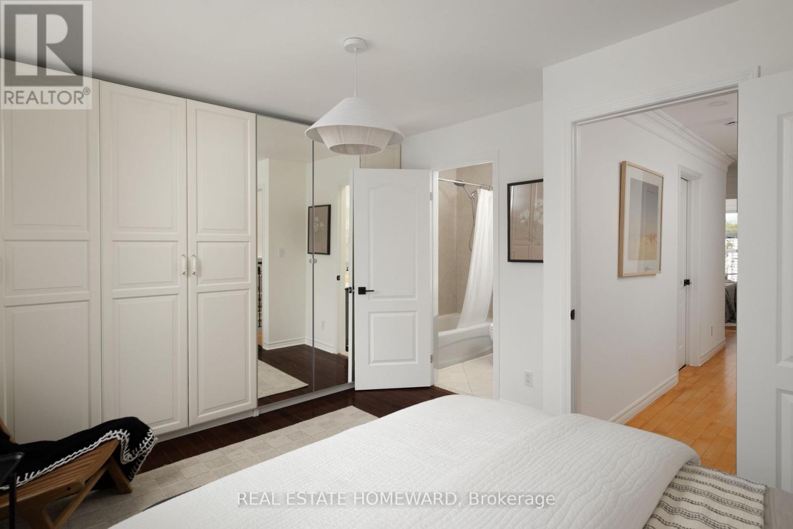 22 Kimbourne Avenue, Toronto (danforth Village-east York), Ontario