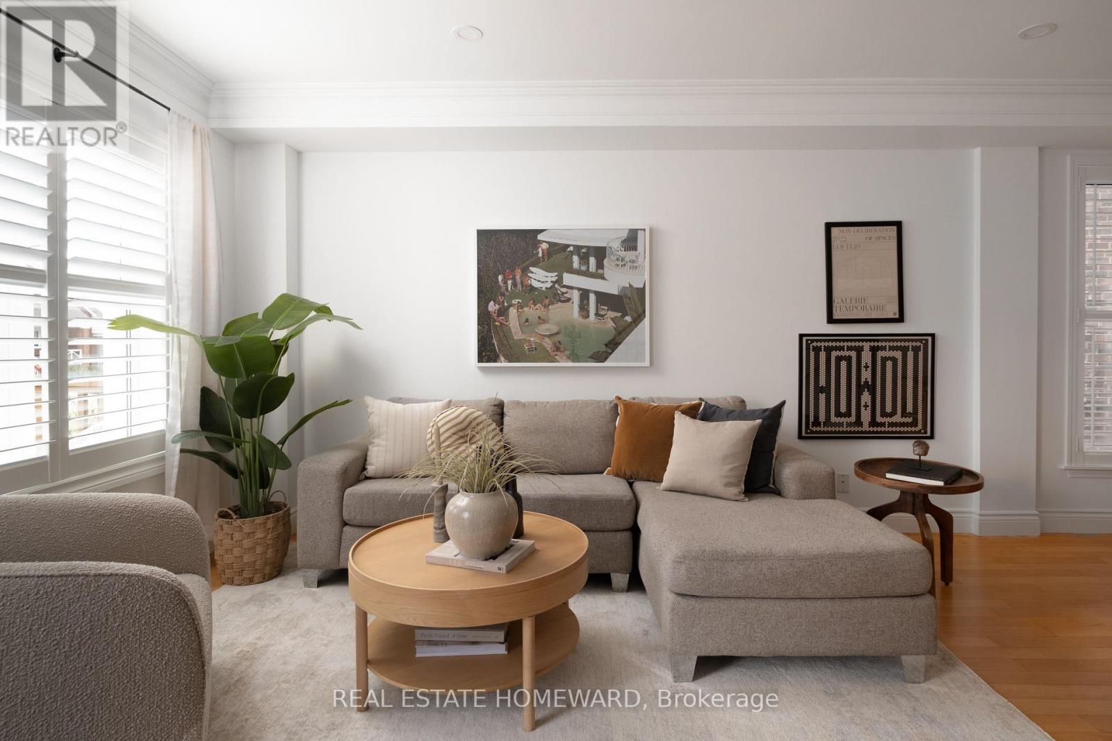 22 Kimbourne Avenue, Toronto (danforth Village-east York), Ontario
