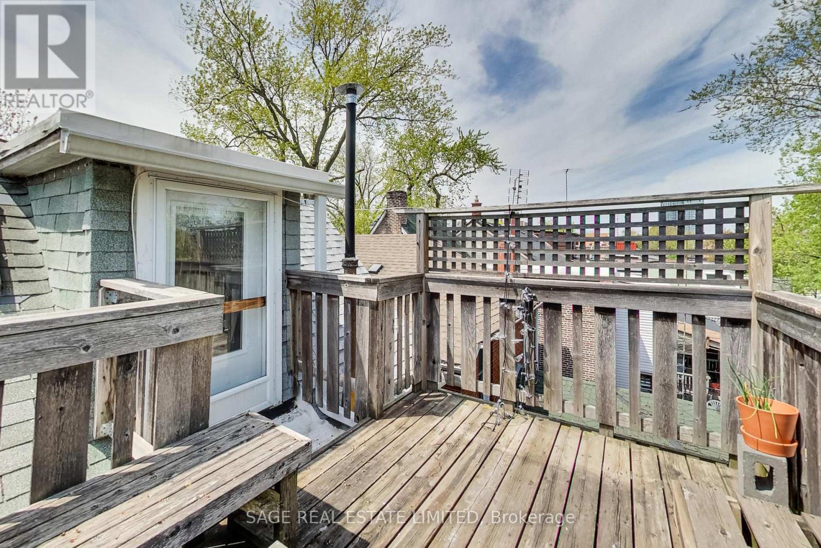 31 Emerson Avenue, Toronto (dovercourt-wallace Emerson-junction), Ontario