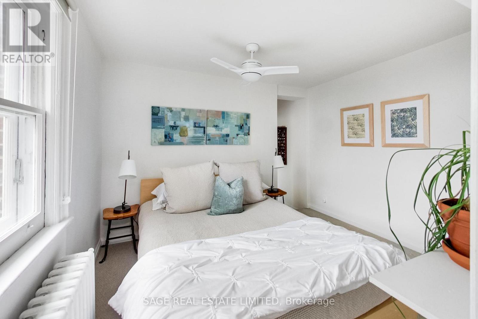 31 Emerson Avenue, Toronto (dovercourt-wallace Emerson-junction), Ontario