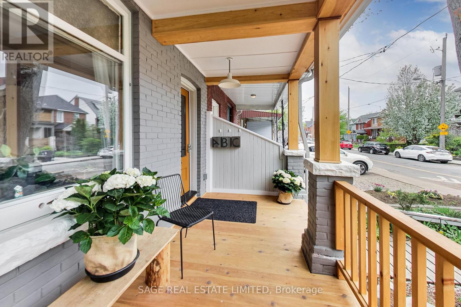 31 Emerson Avenue, Toronto (dovercourt-wallace Emerson-junction), Ontario