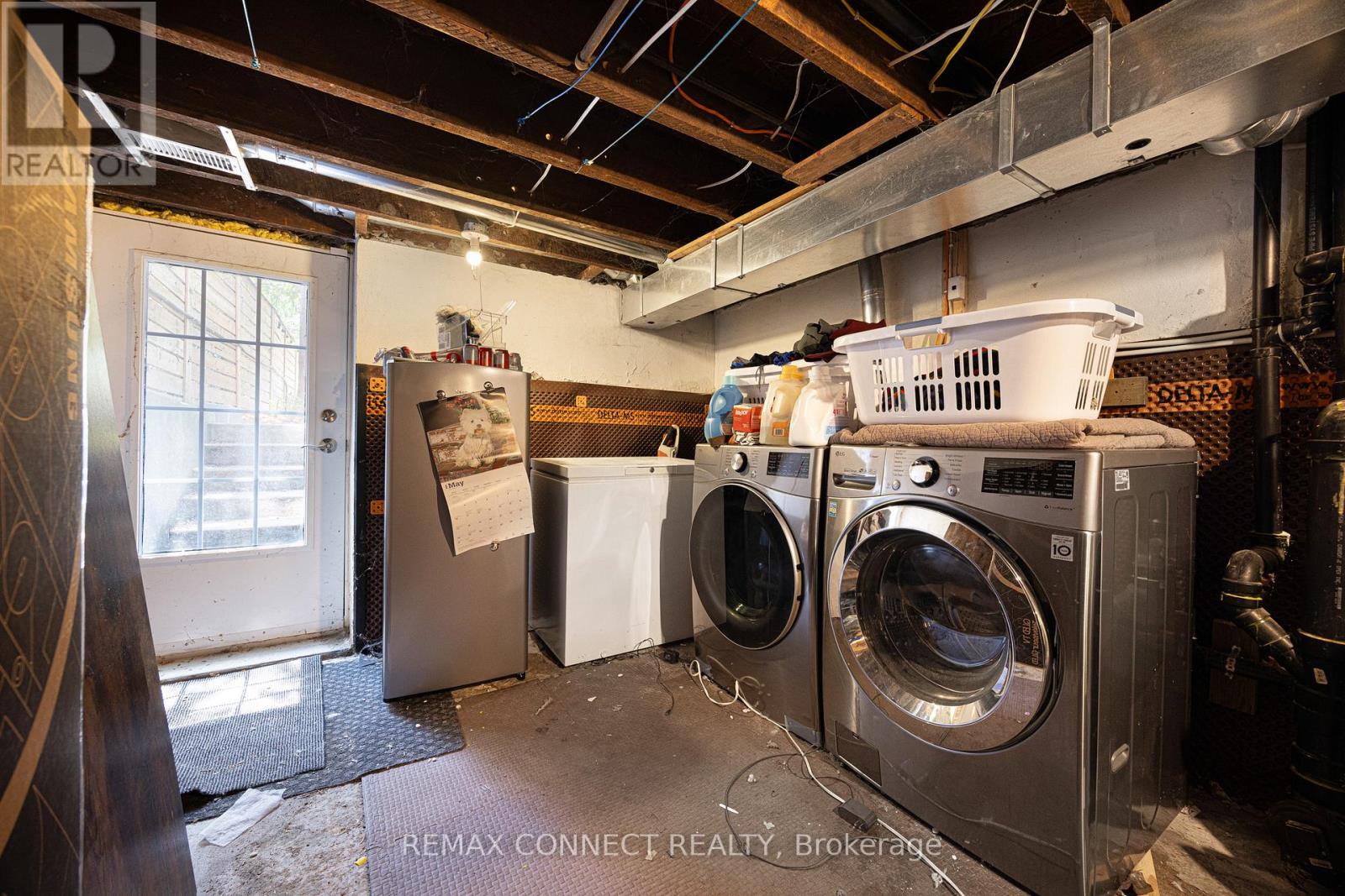 29 Howard Park Avenue, Toronto (roncesvalles), Ontario