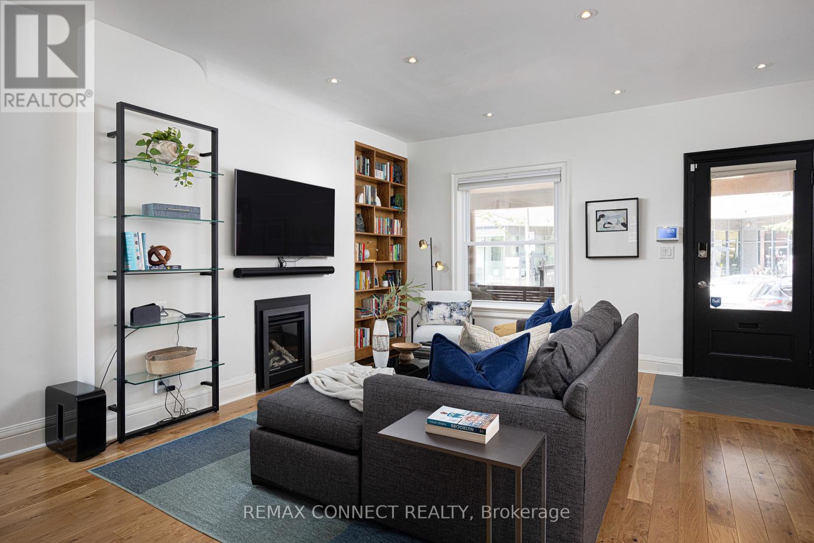 29 Howard Park Avenue, Toronto (roncesvalles), Ontario
