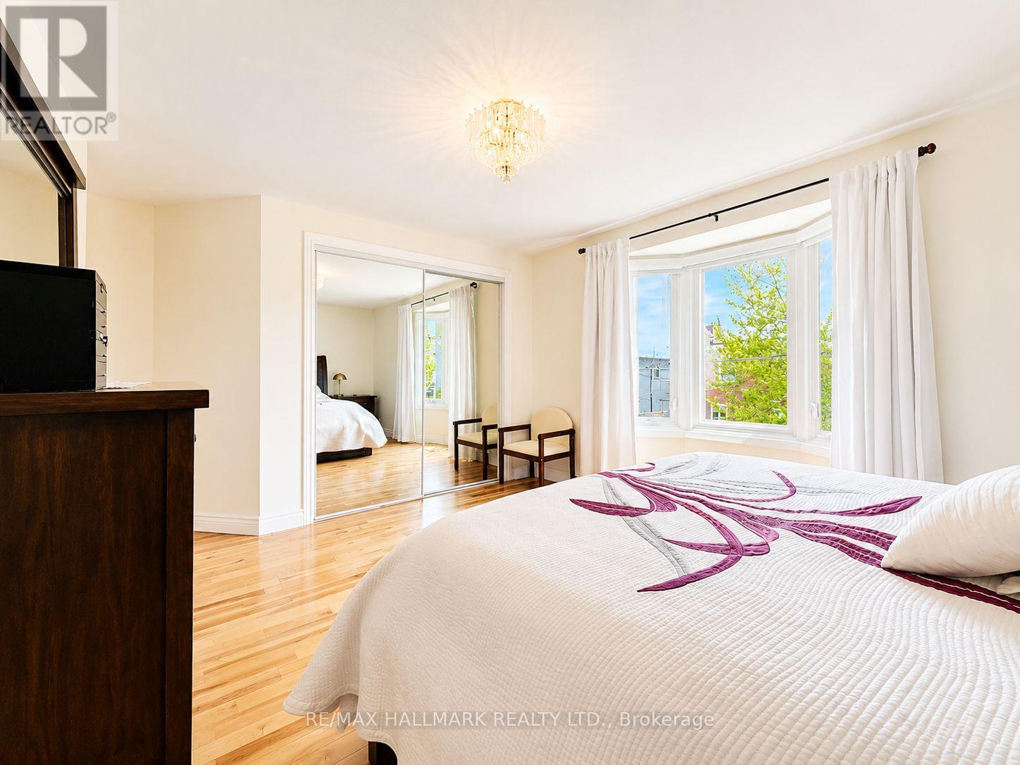 100 Ascot Avenue, Toronto (corso Italia-davenport), Ontario