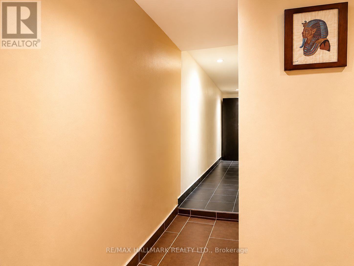 100 Ascot Avenue, Toronto (corso Italia-davenport), Ontario