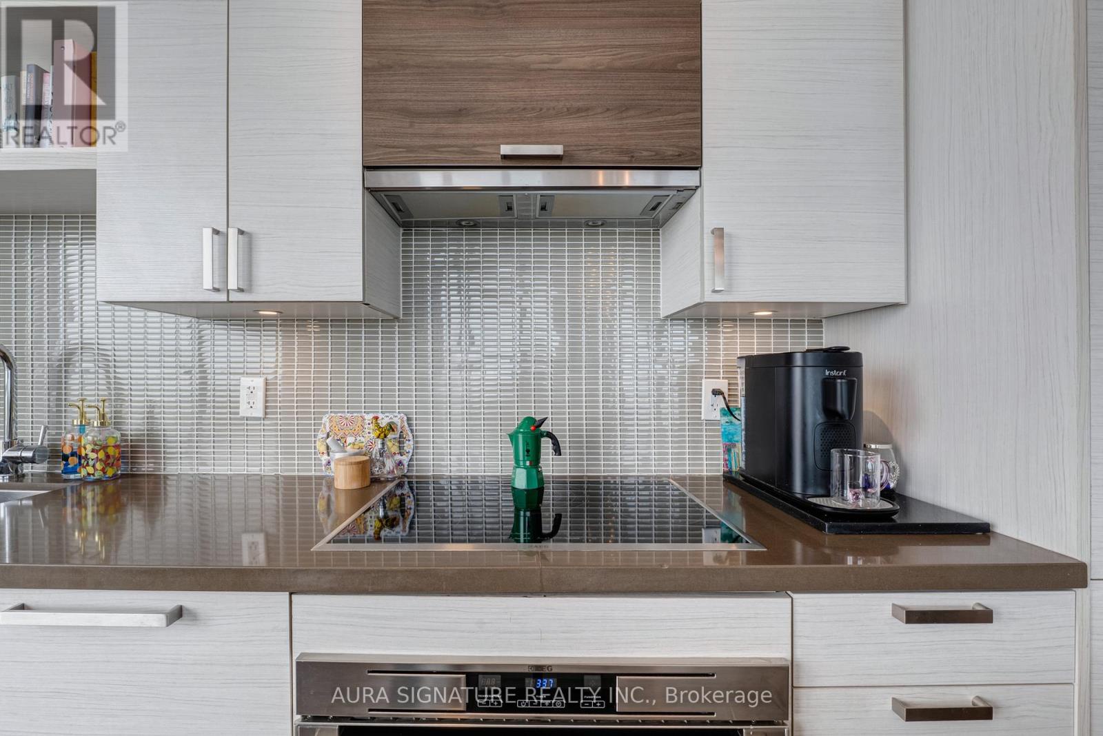 1004 - 59 Annie Craig Drive, Toronto (mimico), Ontario