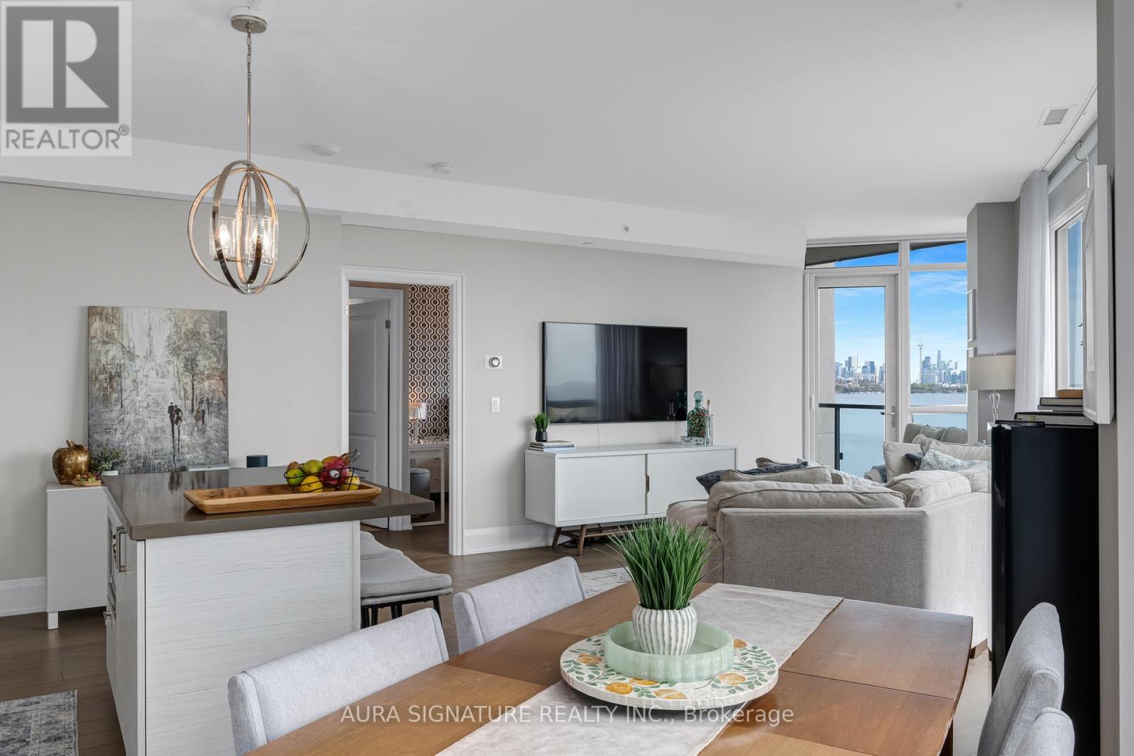 1004 - 59 Annie Craig Drive, Toronto (mimico), Ontario