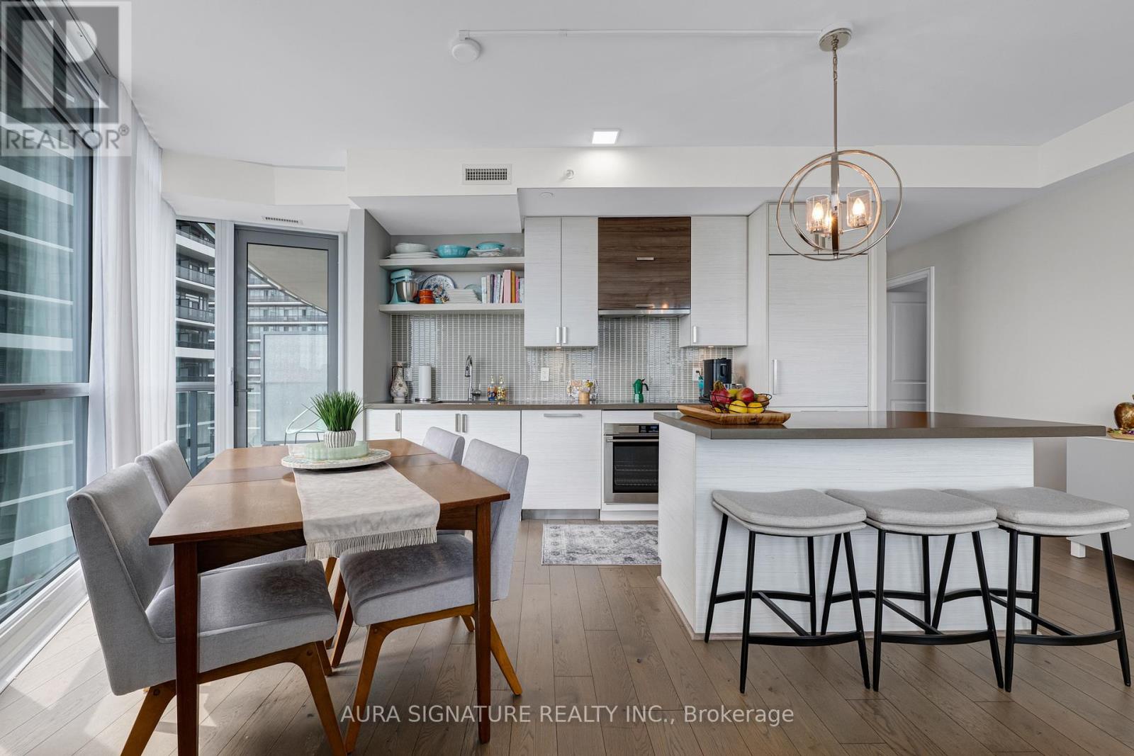 1004 - 59 Annie Craig Drive, Toronto (mimico), Ontario