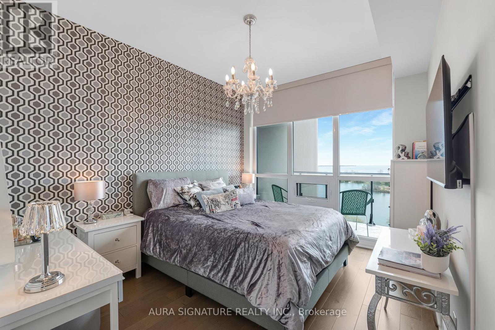 1004 - 59 Annie Craig Drive, Toronto (mimico), Ontario