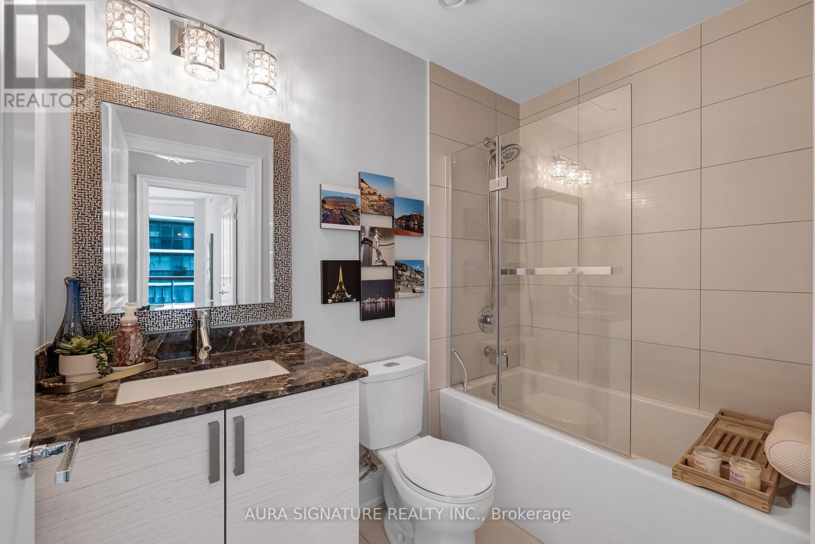 1004 - 59 Annie Craig Drive, Toronto (mimico), Ontario