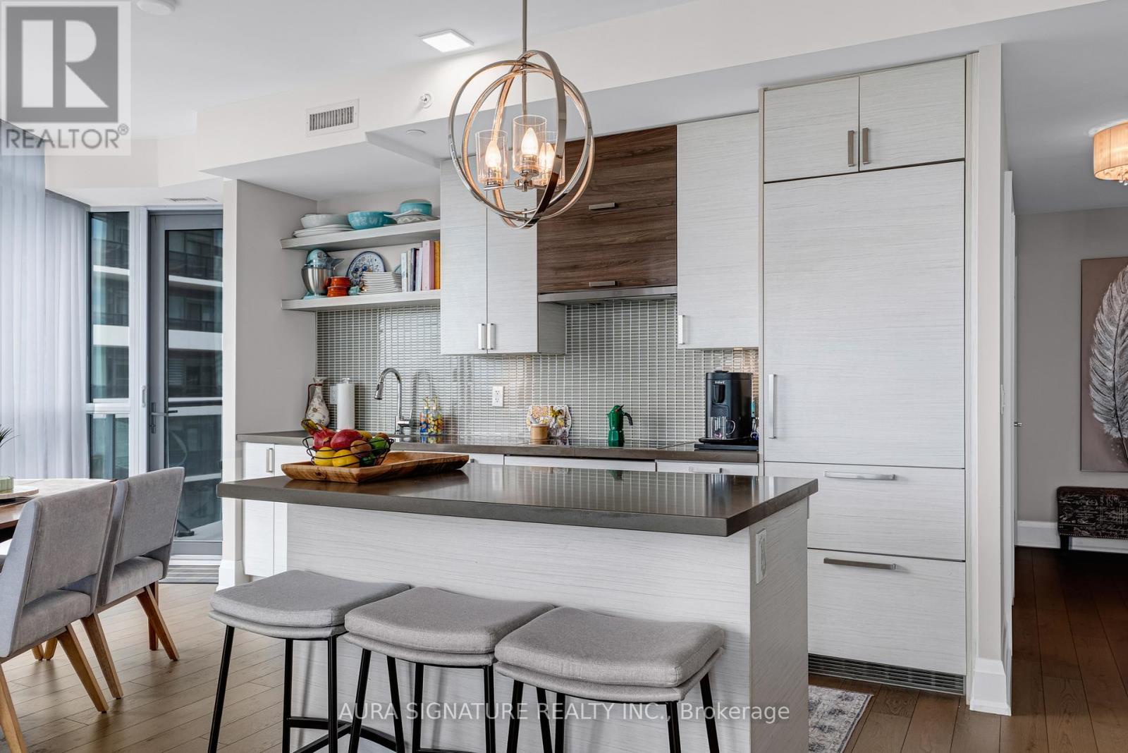 1004 - 59 Annie Craig Drive, Toronto (mimico), Ontario