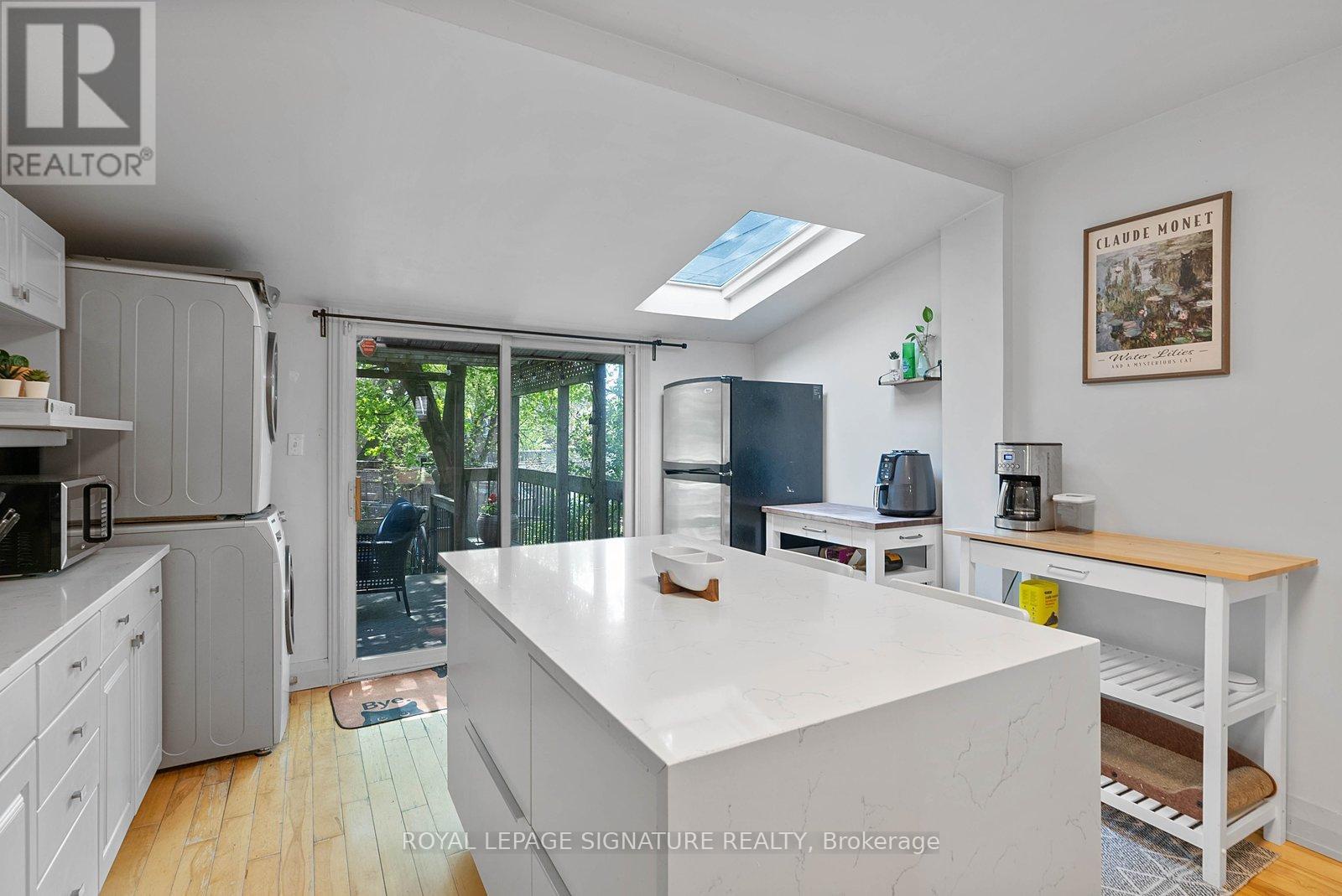 55 Kingston Road, Toronto (the Beaches), Ontario