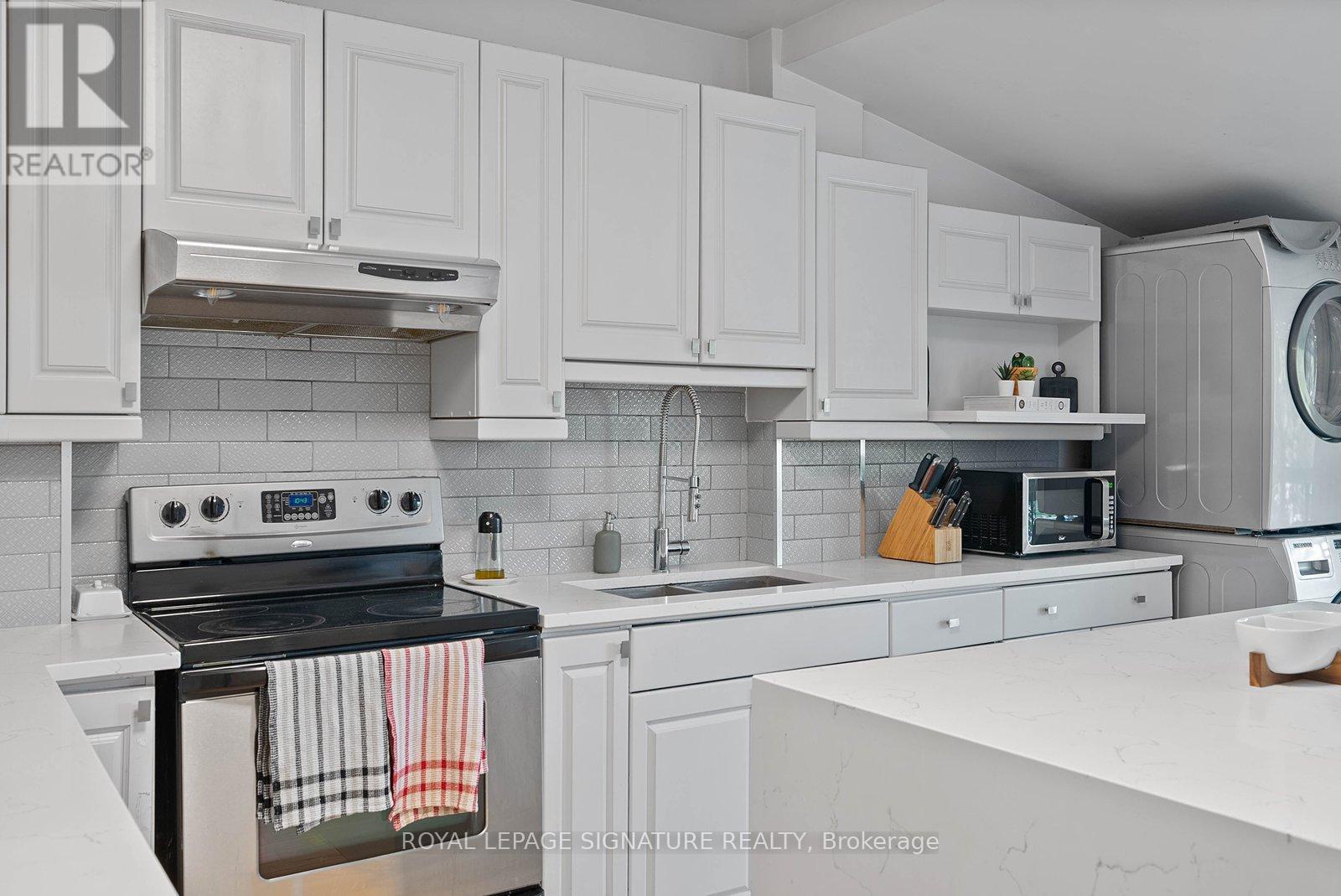 55 Kingston Road, Toronto (the Beaches), Ontario