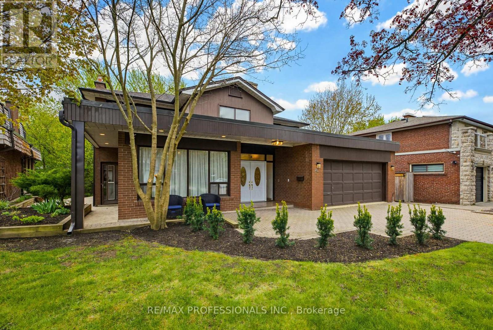 26 Neilor Crescent, Toronto (markland Wood), Ontario