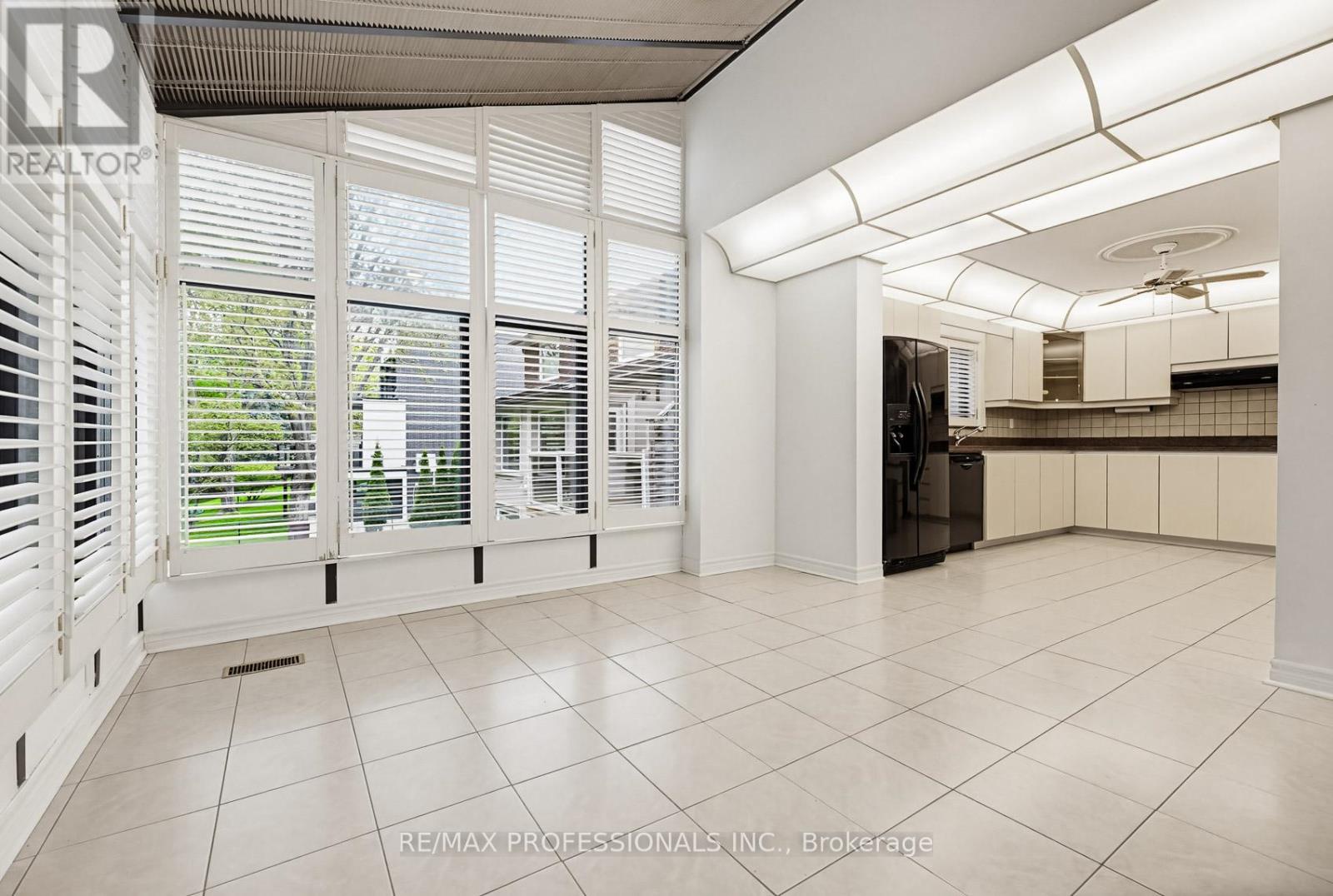 26 Neilor Crescent, Toronto (markland Wood), Ontario