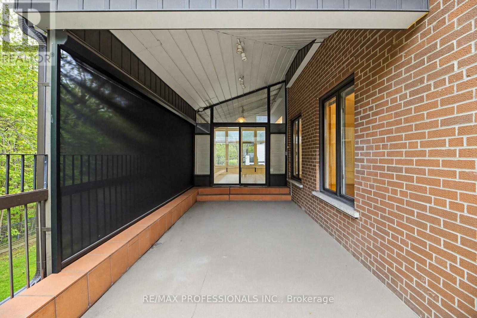 26 Neilor Crescent, Toronto (markland Wood), Ontario